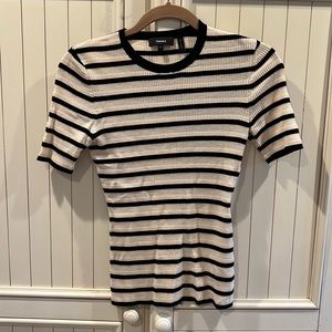 Theory knit tight long sleeve size S